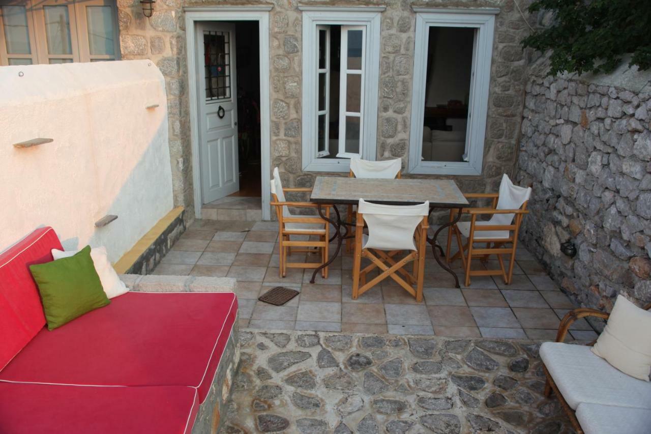 فيلا Alkioni Stone House هيدرا المظهر الخارجي الصورة